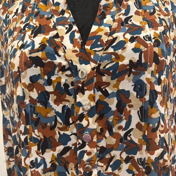 Cocomo Woman Sleeveless V Neck 3/4 Button Down Blouse - Picture 3 of 6